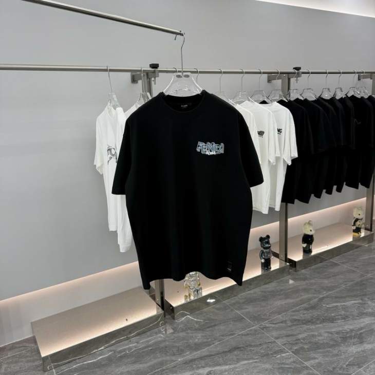 Picture of Fendi T Shirts Short _SKUFendiS-2XLhgntx4114286